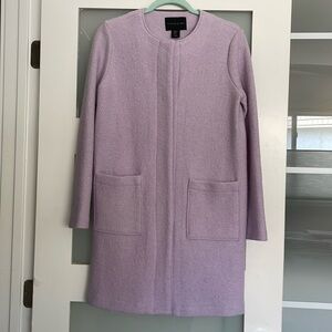 Tahari Longline collarless lilac wool/rayon mix coat. Size XS. Snap closure.